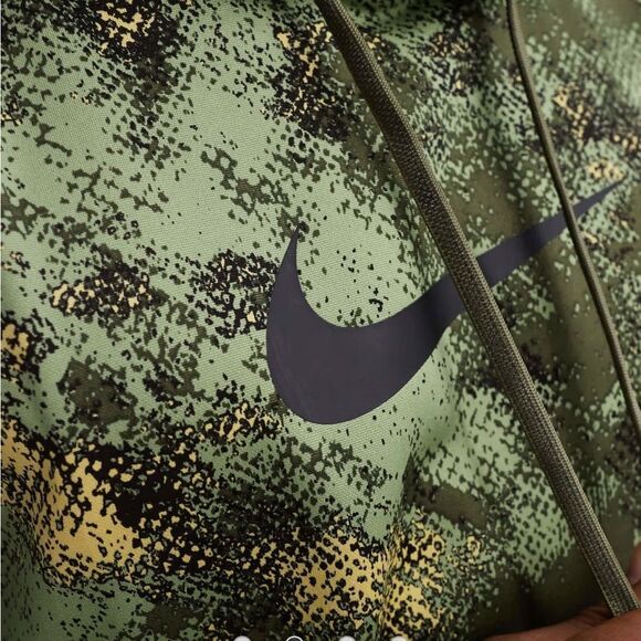 Nike Camouflage Therma Fit Hoodie in Green and Yellow - Picture 2 of 8